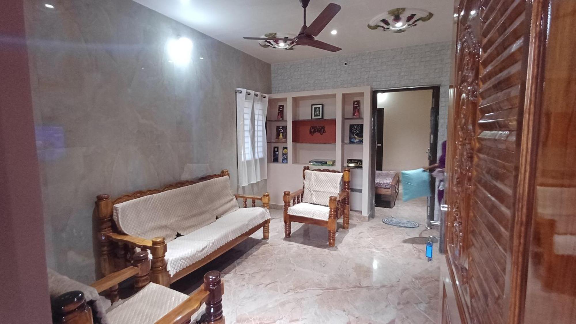 Shi'S Thulasi 2Bhk In Coimbatore Near To Karpagam College, Palakkad Highway, Rathinam College And More Exterior photo